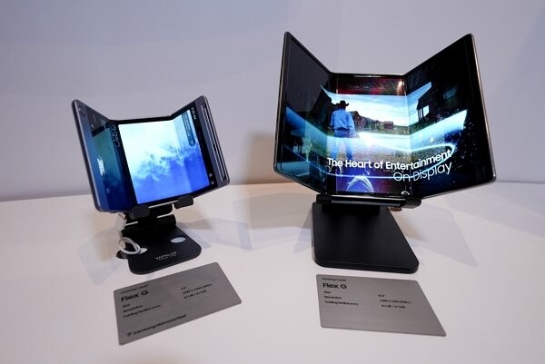 Samsung Display ha esposto il Flex G in due dimensioni durante il CES 2022. (Fonte: The Korea Herald)