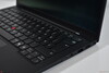 Lenovo ThinkPad X1 Carbon Gen 13 Aura Edition: lato destro