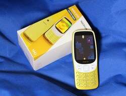 Recensione del Nokia 3210. Dispositivo di prova fornito da HMD Germany.