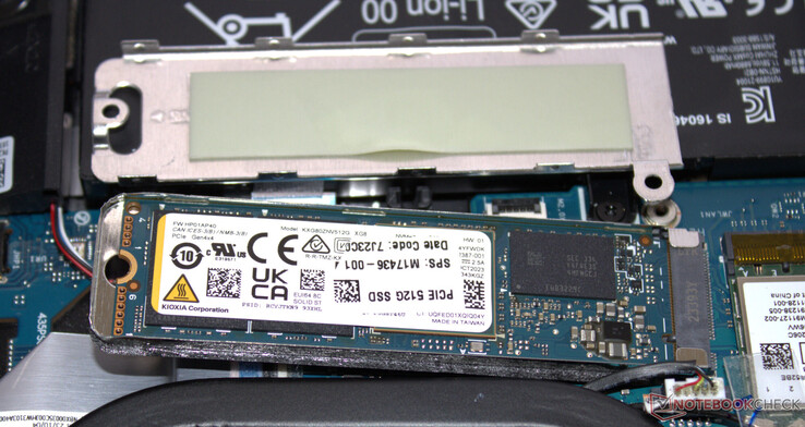 Un SSD PCIe 4 funge da unità di sistema.