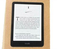 Il Kindle Paperwhite di prossima generazione avrà un display più grande. (Fonte: gavan820 / Reddit)