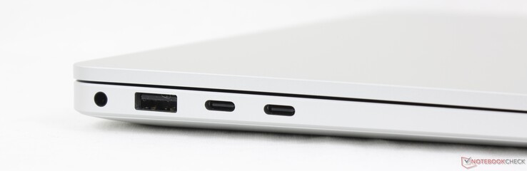 A sinistra: audio da 3,5 mm, USB-A 3.2 Gen.1 (5 Gbit/s), 2x USB-C 4.0 (40 Gbit/s, modalità DisplayPort ALT, Power Delivery)