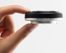 Viltrox offre ora un piccolo obiettivo 28 mm f/4.5 per le fotocamere Fujifilm X (Fonte: Viltrox)