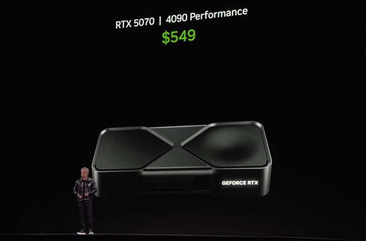 Jensen Huang rivela la RTX 5070 con prestazioni RTX 4090. (Fonte: Nvidia)