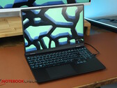 Recensione del computer portatile SCHENKER XMG Core 15 (M24): Una macchina da gioco premium con struttura in metallo dalla Germania