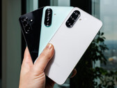 Il Samsung Galaxy A26 5G è disponibile nei colori nero, bianco e menta (Fonte: Notebookcheck)