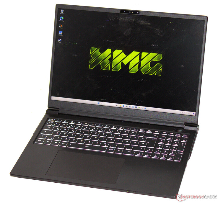 Studio XMG Pro 16