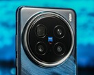 La nuova fotocamera Zeiss ha impressionato i primi recensori internazionali di smartphone, alcuni dei quali si sono recati in Cina con un Galaxy S24 Ultra o un iPhone 16 Pro. (Fonte: Vivo)