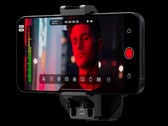 L'accessorio Ninja Phone di Atomos per iPhone 15 Pro e Pro Max consente al telefono di catturare e trasmettere in diretta gli input video esterni tramite HDMI. (Fonte: Atomos)