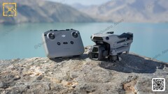 La combo DJI Air 3S Fly More con il controller remoto RC 2 avrà probabilmente un prezzo di 1.492 dollari al momento del lancio, secondo quanto trapelato in passato. (Fonte immagine: @Quadro_News su X/Twitter)