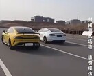 Xiaomi SU7 Ultra batte Tesla Model S Plaid in una gara di accelerazione (Fonte immagine: screenshot da Tesla Geek su YouTube)