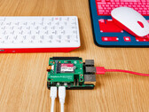 Il kit SSD di Raspberry Pi può ancora essere acquistato solo come HAT presso alcuni rivenditori. (Fonte immagine: Raspberry Pi Foundation)