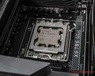 Almeno una CPU AMD Zen 5 X3D potrebbe essere lanciata nelle prossime settimane (fonte immagine: Notebookcheck)