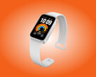 Lo Smart Band 11 Active è disponibile in tre colori al momento del lancio; nell’immagine è raffigurato il modello grigio.