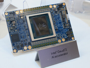 Gaudi 2 intende attaccare Nvidia sul prezzo come acceleratore AI entry-level. (foto: Andreas Sebayang/Notebookcheck.com)