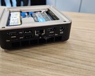 Sapphire ha mostrato un nuovo mini PC alimentato da AMD (fonte: Computerbase)