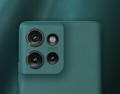 L&#039;Edge 50 è arrivato in Europa nelle opzioni di colore Koala Grey, Jungle Green e Peach Fuzz. (Fonte: Motorola)