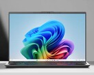 L'ultimo ultrabook di Fujitsu pesa solo 1,85 libbre (Fonte: Fujitsu)