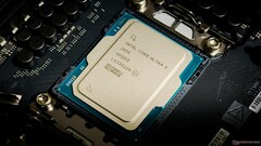 Intel ha presentato ieri il processore di punta Core Ultra 285K, insieme alle altre CPU Arrow Lake-S.