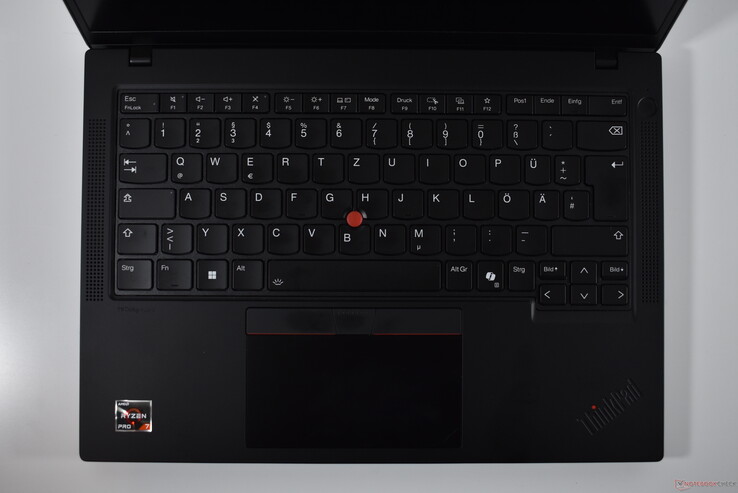 Lenovo ThinkPad T14 Gen 5 AMD: area della tastiera