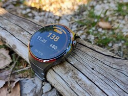 In recensione: Huawei Watch 4 Pro Space Edition. Dispositivo di prova fornito da Huawei Germania.