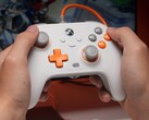 Il GameSir T7 è un controller cablato con joystick e grilletti a effetto hall. (Fonte: GameSir)