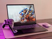 Recensione del laptop Maingear ML-16 MK2: prestante GeForce RTX 4070 a un prezzo decente