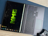 Recensione dell'XMG Neo 16 (Early 24): Tutta la potenza della RTX 4090 in un portatile gaming compatto