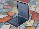 Recensione del Nubia Flip 5G - Il telefono flip economico con un ottimo display