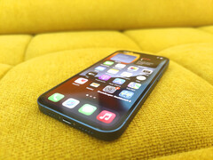 Si vocifera che l&#039;iPhone SE 4 arriverà con una serie di eccellenti aggiornamenti, tra cui un display OLED probabilmente proveniente dall&#039;iPhone 13. (Fonte: Notebookcheck)