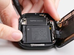 Le riparazioni del Apple Watch Series 10 rimangono difficili. (Fonte: iFixit)