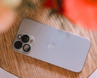 L'iPhone 15 Pro potrebbe risultare leggermente più lento in alcune attività dopo l'aggiornamento a iOS 18. (Fonte: Swello - Unsplash)