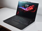 Recensione del notebook Lenovo ThinkPad X1 Carbon Gen 13 Aura Edition: L'X1 Carbon è finalmente tornato