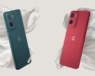 Il Moto G05 è disponibile nelle colorazioni Plum Red e Forest Green (Fonte: Motorola)