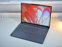 IdeaPad Slim 3 da 15 pollici è un discreto computer portatile da ufficio dal prezzo conveniente