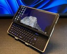 Galaxy Note 10+ è stato trasformato in un telefono slider tramite una stampante 3D e un telecomando (Fonte: AdmiralSym)