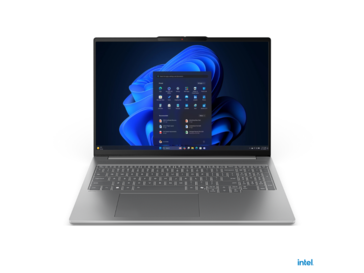 IdeaPad Pro 5i ha una tastiera retroilluminata con una corsa dei tasti di 1,5 mm. (Fonte: Lenovo)