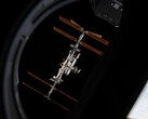 La Stazione Spaziale Internazionale in orbita vista dalla Crew Dragon di SpaceX. (Fonte immagine: NASA Johnson su Flickr)