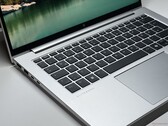 Recensione del portatile HP EliteBook 845 G11 - Nessun cambiamento importante, ma ancora uno dei migliori notebook business