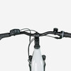 L'e-bike a telaio ribassato Decathlon Rockrider E-ACTV 100 è dotata di un supporto per telefono SP Connect. (Fonte: Decathlon)