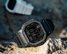 Il Casio G-Shock GW-5000HS-1ER nero (fronte) e il GW-5000HS-7ER bianco. (Fonte: Casio)